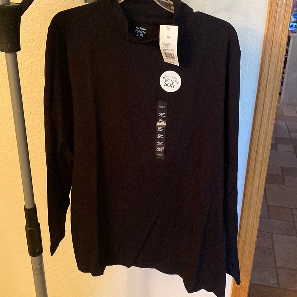 NWT Kim Rogers top